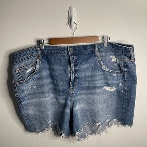 American Eagle 100% Cotton Lightly Distressed Tomgirl Midi Cutoff Shorts Denim